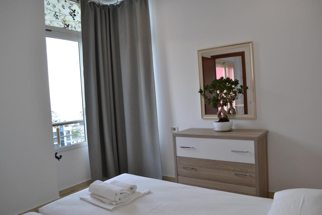 Seaview Penthouse 2 Bedrooms Apartment & Box Garage Avlonya Dış mekan fotoğraf