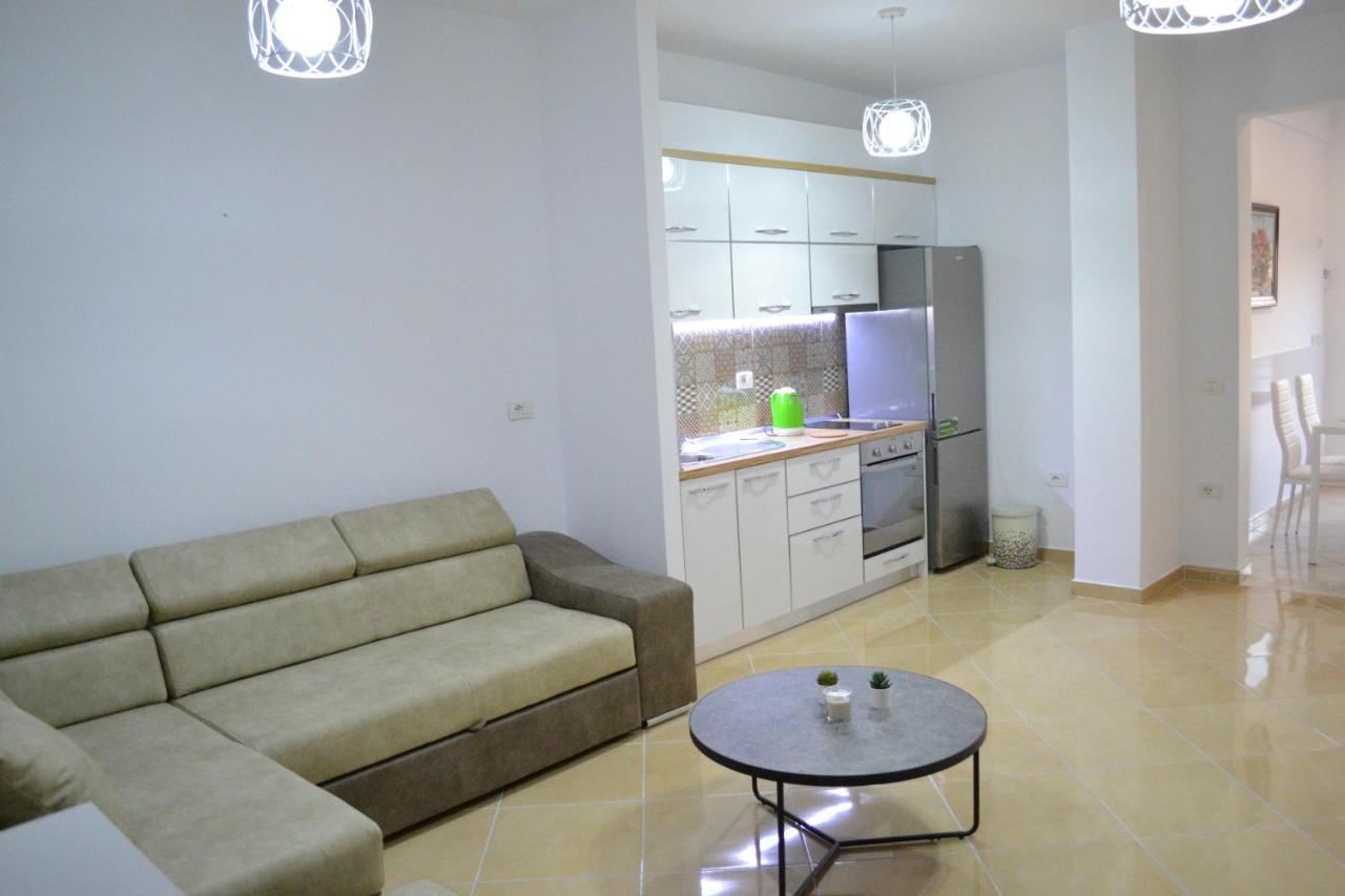 Seaview Penthouse 2 Bedrooms Apartment & Box Garage Avlonya Dış mekan fotoğraf
